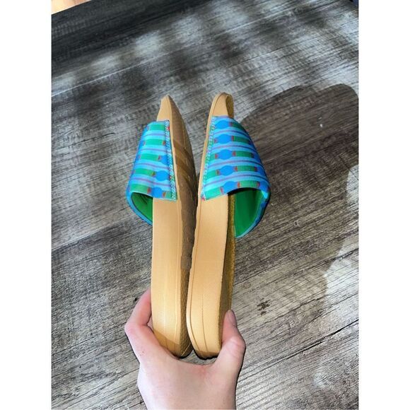 Fitflop x Yinka Ilori Water-Resistant Neoprene Slides Sandals size 8.5 - Picture 3 of 6